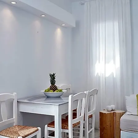 Mykonos Town Hotel 2*