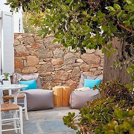 Mykonos Town Hotel 2*